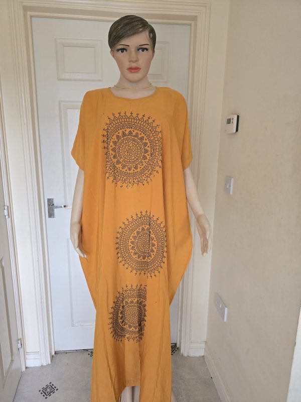 Free boubou gown with touch of rhinestone