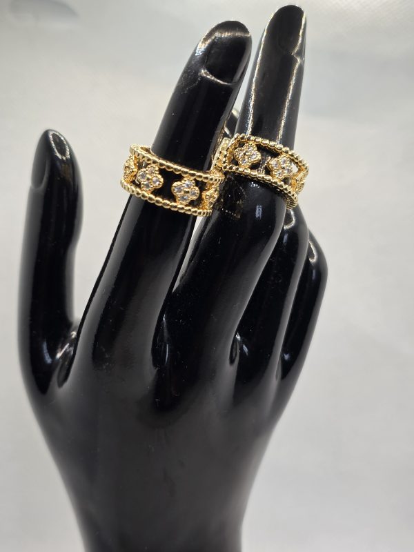 Non-tarnish ring
