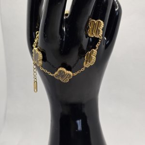 Clove Non-tarnish bracelets