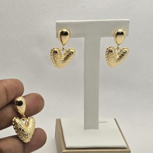 Non tarnish earring