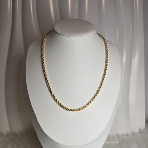 Non-tarnish necklace