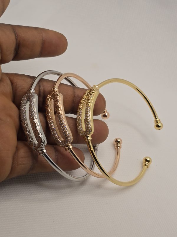 Non-tarnish bracelets - Image 2