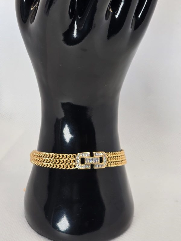 Non tarnish bracelet